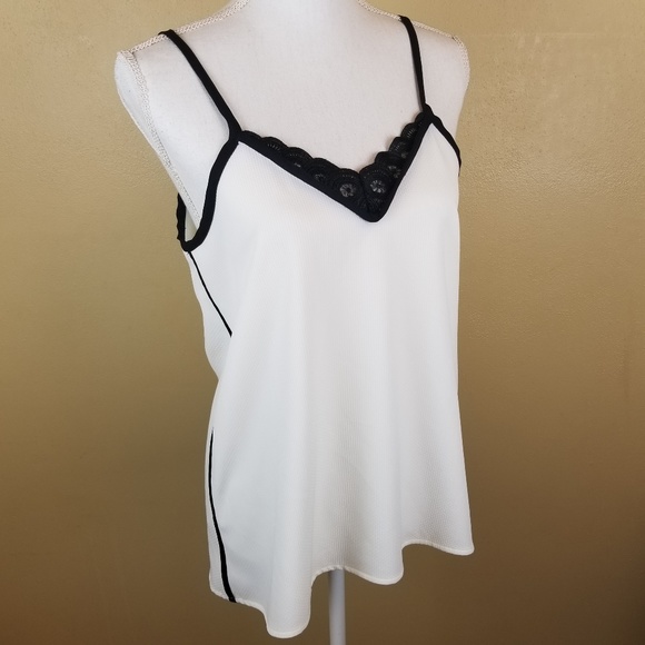 Stitchfix Tops - 2/$25 Collective Concepts Stitchfix Lace Tank MD